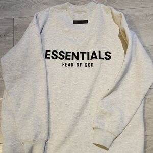 Essentials Fear of God Light Gray Crewneck Sweatshirt